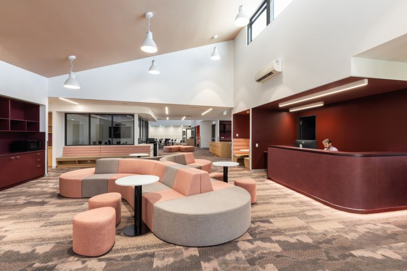 Брайтонская средняя школа в городе Баттери Пойнт, Австралия