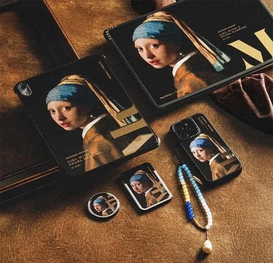 CASETiFY выпустил наушники, вдохновленные «Девушкой с жемчужной серёжкой»