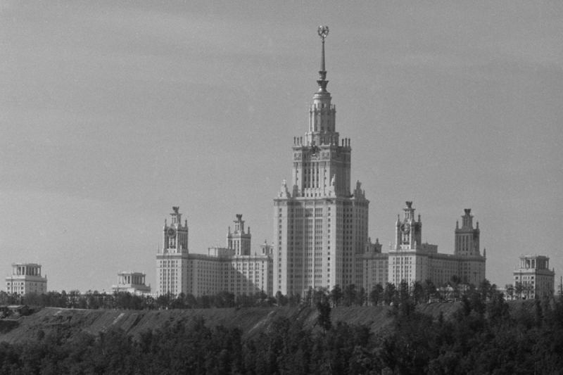 Эра сталинских высоток и восстановления городов: советский