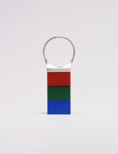 Studio GOGO представила кольца, которые можно кастомизировать кубиками Lego