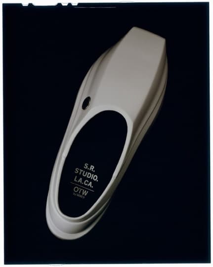 Vans и Стерлинг Руби показали футуристичные клоги