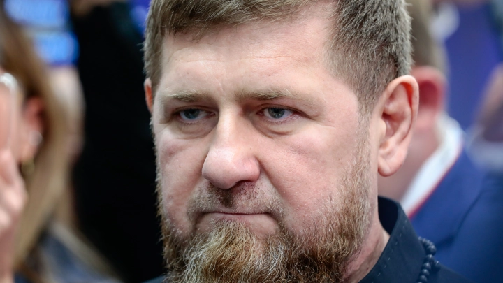 dvornjaga-s-klichkoj-sbu-chto-otvetil-kadyrov-na-novye-obvinenija-ukrainy-8601764.webp