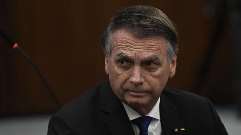 eks-prezident-brazilii-bolsonaru-prigovoren-k-27-godam-i-3-mesjacam-tjurmy-4476c45.jpg