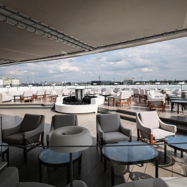 Элитный круиз на Северный полюс сорвался из-за ареста российского криптовалютчика в США. Теперь все судятся