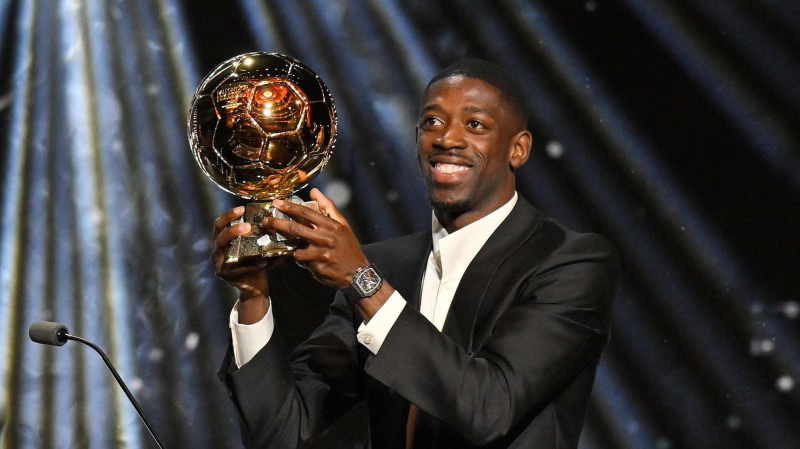 futbolist-pszh-dembele-vpervye-stal-obladatelem-zolotogo-mjacha-a0349cb.jpg
