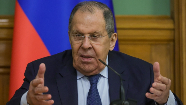izrail-stjor-mezhdunarodnoe-pravo-v-pyl-lavrov-vystupil-s-zajavleniem-na-blizhnem-vostoke-mozhet-rvanut-19e3c14.webp