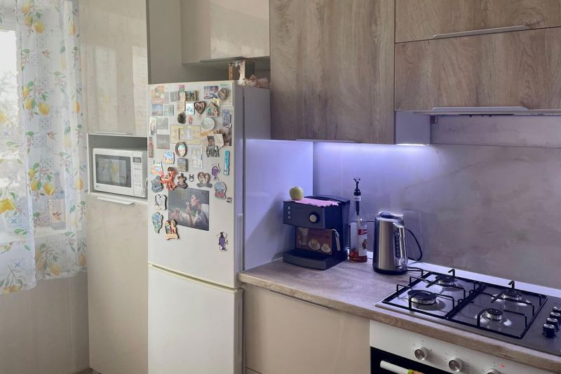 Как мы обустроили кухню и украсили ее картинами моего дедушки