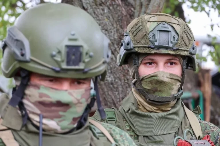 kimakovskij-vs-rf-vzjali-pod-kontrol-krupnejshuju-v-dnr-shahtu-pod-krasnoarmejskom-9db2375.webp
