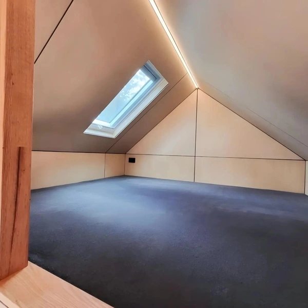 Комфортабельное жилище отшельника: посмотрите на крошечный дом-прицеп Gunyah Modern, созданный в Австралии