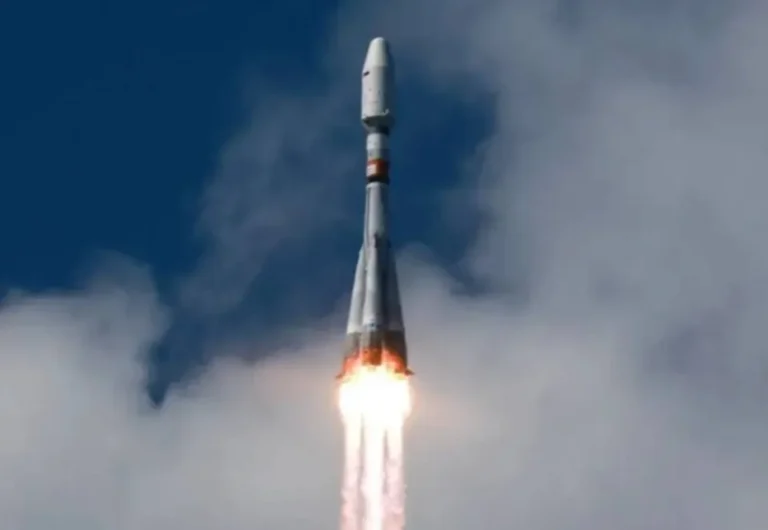 na-kosmodrome-pleseck-sostojalsja-zapusk-rakety-sojuz-21b-5405a5f.webp