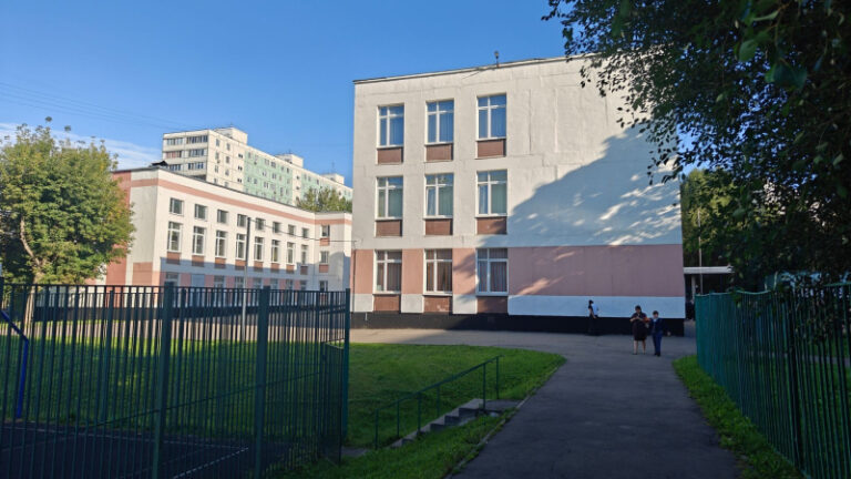 pochti-90-detej-migrantov-ne-popali-v-rossijskie-shkoly-fd50a4a.jpg