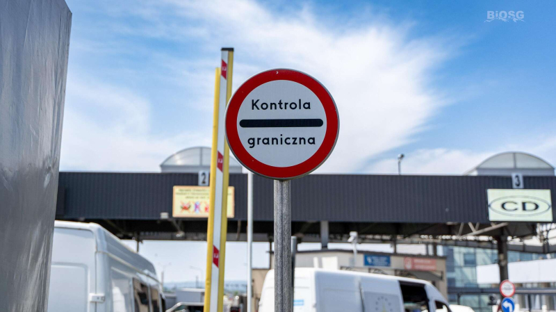 polsha-otkryvaet-granicu-s-belarusju-c9df721.jpg