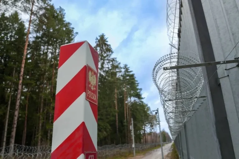polsha-zakryla-granicu-s-belorussiej-iz-za-uchenij-zapad-2025-a6f9f6a.webp