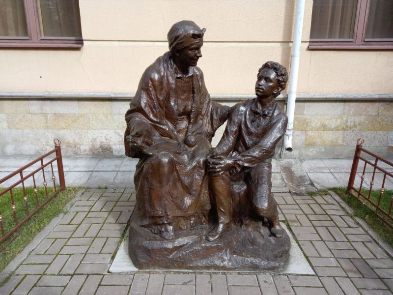 Пушкин за один день: на чем лучше доехать, где потратить деньги и как все успеть