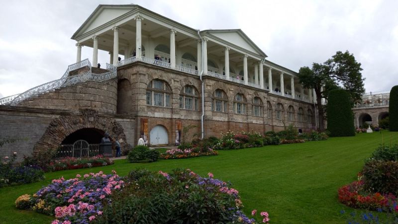 Пушкин за один день: на чем лучше доехать, где потратить деньги и как все успеть