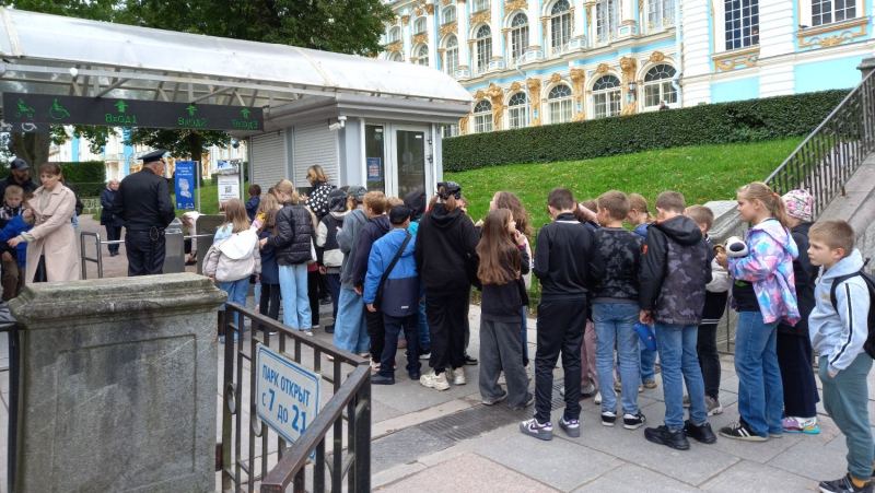 Пушкин за один день: на чем лучше доехать, где потратить деньги и как все успеть