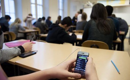 senator-prizval-nedopuskat-verbovki-detej-inostrannymi-specsluzhbami-861bf09.jpg
