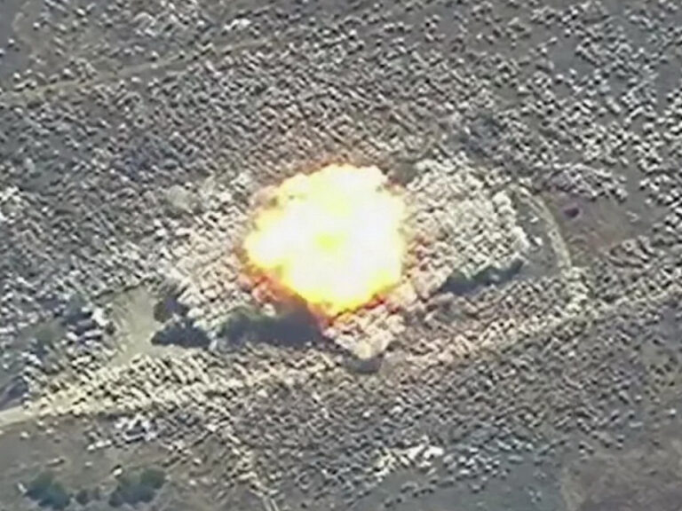 smi-tajnye-aviabazy-dlja-udarov-po-moskve-sozhgli-pod-kievom-za-25-minut-a4ec851.jpg