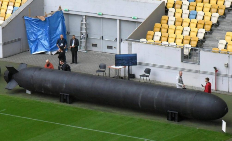 Украина презентовала во Львове «подводный Орешник», которым ВСУ могут ударить по Крымскому мосту