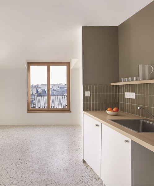 Un Toit - Резиденция для женщин подвергшимся насилию, Франция