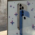 v-rossijskih-magazinah-pojavljajutsja-novye-modeli-iphone-kogda-startujut-prodazhi-iphone-17-24b606e.jpg