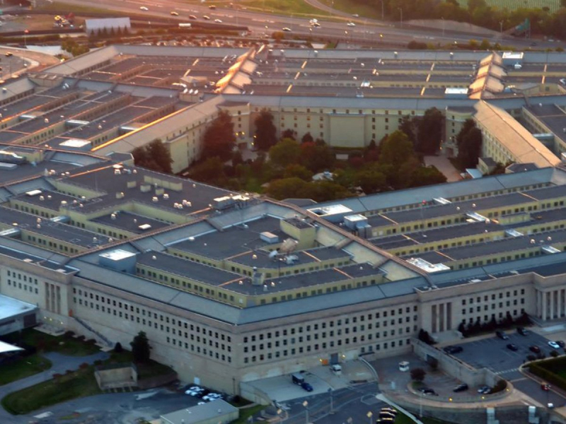 wp-raskryl-prichinu-sozvannogo-glavoj-pentagona-ekstrennogo-soveshhanija-s-sotnjami-generalov-57a0a06.jpg